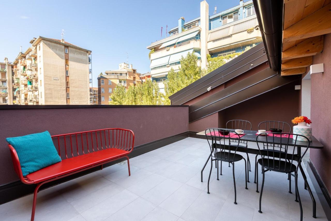 Joivy Contemporary Apartments In Historical Giambellino-Lorenteggio Milan Exterior photo